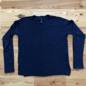 GAP sweater | size small